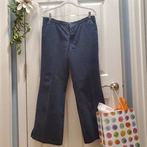 Abercrombie and Fitch Navy trousers 8 (short)